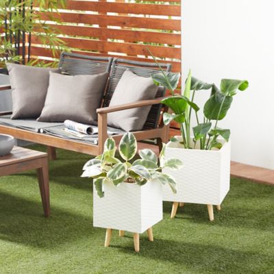 Harper & Willow White Ceramic Indoor Outdoor Planter with Wood Legs, Set of 2, 16 in., 18 in. H