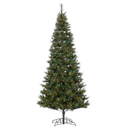 Gerson International 9' Tall Pre-Lit Hard/Mixed Needle Baxter Pine with 600 UL Clear Lights Artificial Christmas Trees