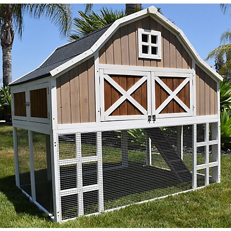 Rugged Ranch Omaha Chicken Coop, 2 Tone