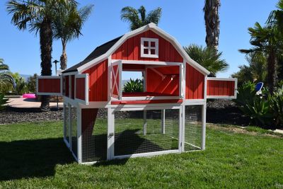 Image showing 5 th Rugged Ranch 3-Compartment 2-Tone Omaha Chicken Coop