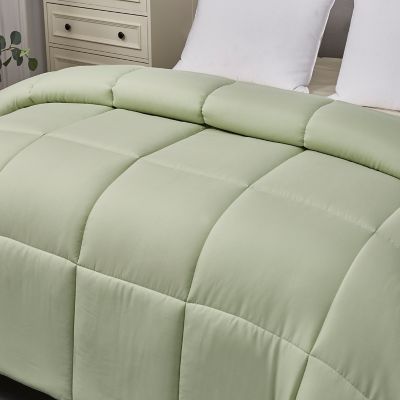 Image showing  All-Season Microfiber Color Down Alternative Comforter