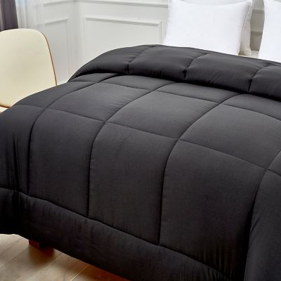 Image showing  All-Season Microfiber Color Reversible Down Alternative Comforter