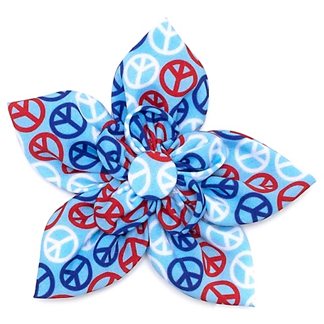 Worthy Dog Patriotic Peace Signs Flower Adjustable Pet Collar Accessory