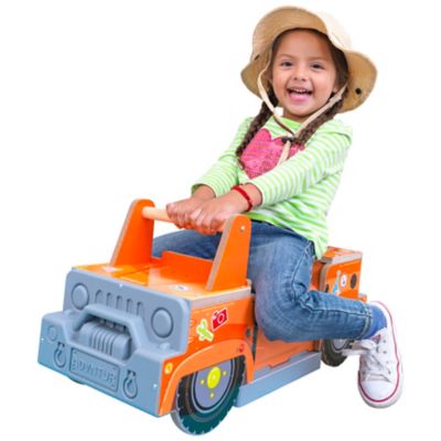 KidKraft Safari 2-in-1 Ride and Play Ride-On Toy with Animal Sounds and 9 Pieces
