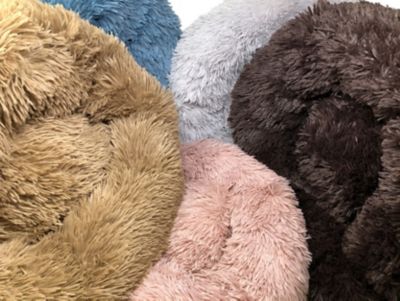 Image showing  Nestler High-Grade Plush and Soft Rounded Pillow Dog Bed