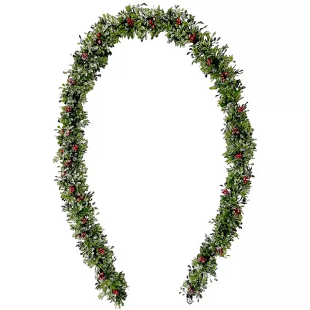 Fraser Hill Farm 9 ft Frosted Faux Boxwood Christmas Garland with Red Berries Artificial Christmas Garlands