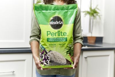 Image showing 5 th Miracle-Gro 8 qt. 0.31 cu. ft. Perlite