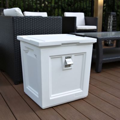 Image showing 7 th Mayne Fairfield 50 qt. Polyethylene Cooler