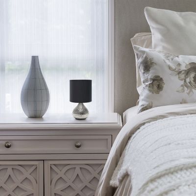 Simple Designs Hammered Silver Drip Mini Table Lamp, Black Shade