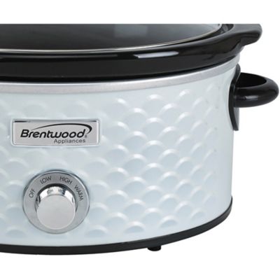 Image showing  4.5 qt. Scallop-Pattern Slow Cooker, White