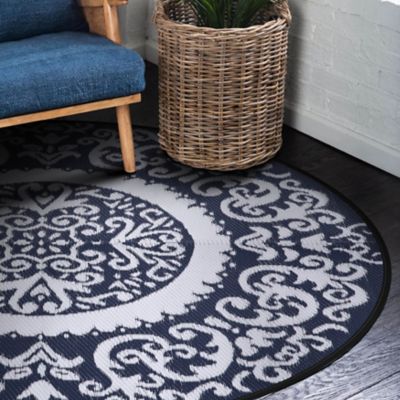 Image showing  Indoor/Outdoor Tribal Inspired Floral Area Rug, 5 x 5ft.