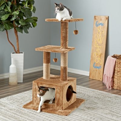 Two by Two 43.7 in. Willow Cat Scratching Tree