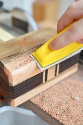 Image showing  Assorted Grits Gator Micro Zip Detailed Sanding Tool