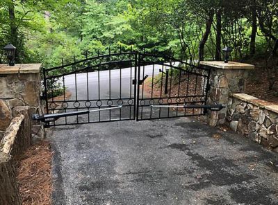 Image showing  Manor Series Dual Automatic Gate Opener Kit