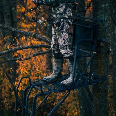 Image showing 8 th Rivers Edge Lockdown Wide 1-Man Ladder Stand