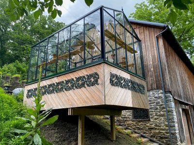 Image showing  10 ft. 2 in. x 7 ft. 9 in. Royal Victorian VI 23 Green Glass Greenhouse