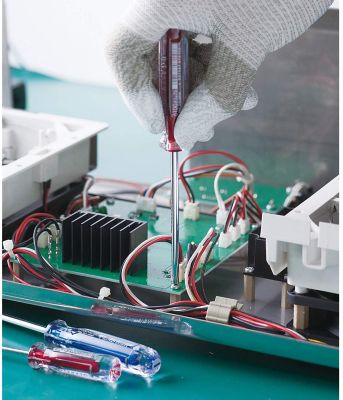 Image showing  7 pc. Crystalline Screwdriver Set in Hanger Case