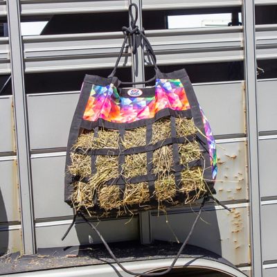 Image showing  2-3 Flake Drawstring Scratchless No Hardware Top Load Horse Hay Bag