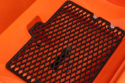 Image showing  85 lb. Capacity 14,000 sq. ft. Ice Melt Push Spreader