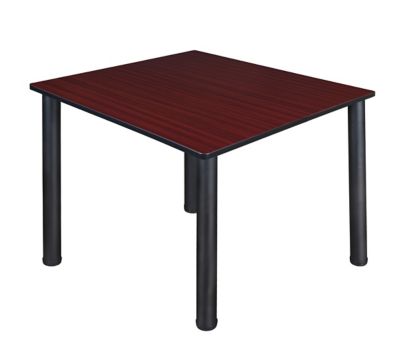 Product color Mahogany/Black