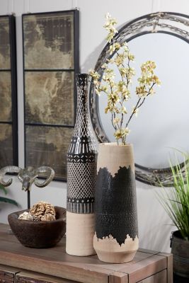 Harper & Willow Black Porcelain Contemporary Vase