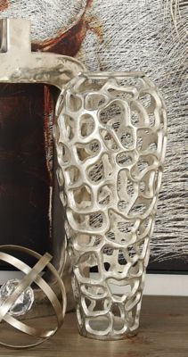 Harper & Willow Aluminum Contemporary Vase