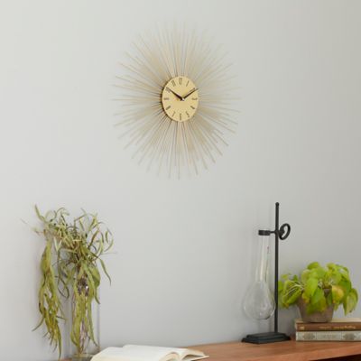Harper & Willow Gold Metal Contemporary Wall Clock, 19 in. x 1 in. x 19 in.