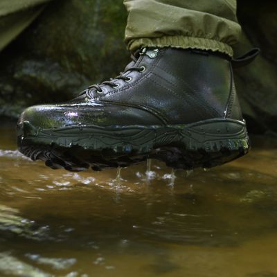 Men's Breathable Outdoor Wading boots , Quick-dry and Non-slip Fishing Shoes  ,For Fishing ,Hiking and Hunting