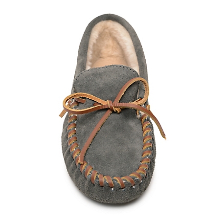 Minnetonka Men's Pile-Lined Softsole Moccasin Slippers