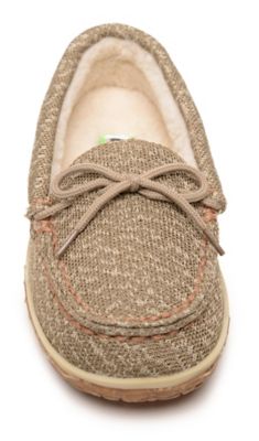 Minnetonka Women's Eco Oak Slippers