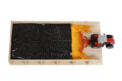 Image showing  Wooden Mega Slotsilo Toy, 1:32 Scale