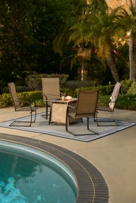 HeatMaxx 28 in. Outdoor Gas Fire Table Set, 5 pc.