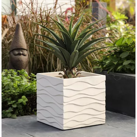 LuxenHome 40.8 qt MGO Waves Square Planter White 14.17-in. Planters