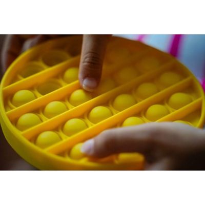 Image showing  Last One Lost: Popping Game Fidget Toy, FOX-LOL-AMZ-LIGHTGREEN