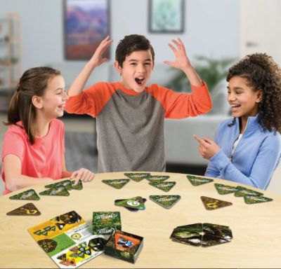 Image showing 5 th TREND Enterprises, Inc. Sqwatch Out! Three Corner Card Game