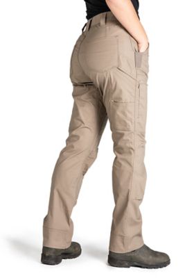 Image showing 2 th Dovetail Workwear Straight Leg Mid-Rise Britt x Ultralight Pants