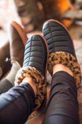 Image showing  Women's Lexie Quilted Slippers