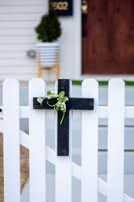 Barnwood USA Rustic Christian Smoky Black Reclaimed Old Wooden Cross, 15 in. x 12 in.