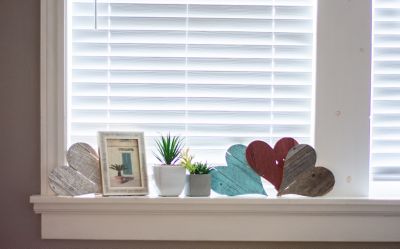 Image showing  Rustic Farmhouse Reclaimed Wooden Heart, 12 in., White Wash