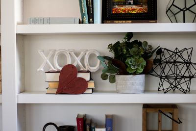 Image showing  Rustic Farmhouse Reclaimed Wooden Heart, 6 in., Rustic Red