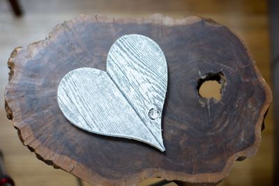 Barnwood USA Rustic Farmhouse 8 in. White Wash Reclaimed Wooden Heart