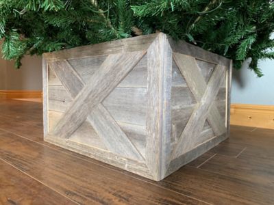 Barnwood USA Rustic Farmhouse Deluxe 17.5 x 11.5in. Weathered Gray Reclaimed Wooden Christmas Tree Box Collar
