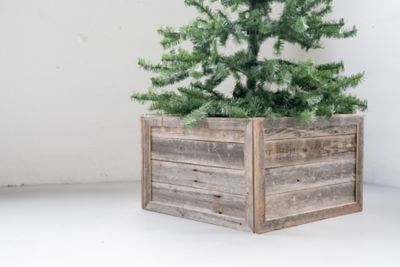 Barnwood USA Rustic Farmhouse 22.5 x 14.5in. Weathered Gray Reclaimed Wooden Christmas Tree Box Collar