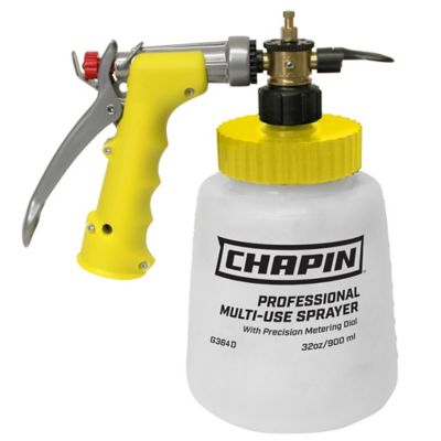 Chapin 32 oz. Professional Lawn and Garden Hose-End Sprayer with Metering Dial