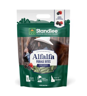 Standlee Alfalfa Forage Bites Very Berry Flavor Horse Treat, 5 lb.