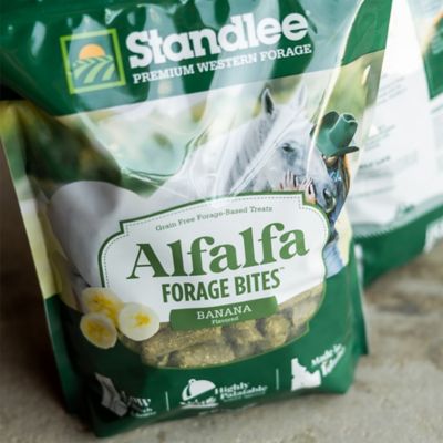 Image showing 5 th Standlee Alfalfa Forage Bites Banana Flavor Horse Treat, 5 lb.