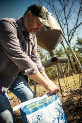 Image showing  Cotton Crave Deer Feed, 40 lb.
