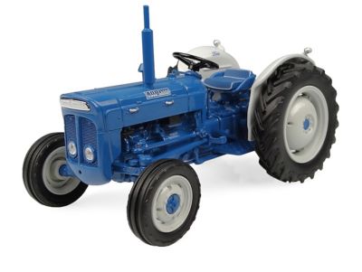 UNIVERSAL HOBBIES Ford Super Dexta 2000 Diesel Tractor, Diecast Replica, 1:32 Scale