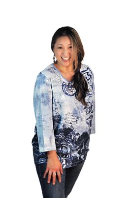 CCCStore Women's Three Quarter Sleeve Paisley Print Faux Henley with Heat Seal Studs