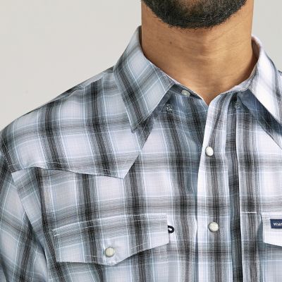 Image showing 2 th Wrangler Men's Performance Long-Sleeve Snap-Front Shirt